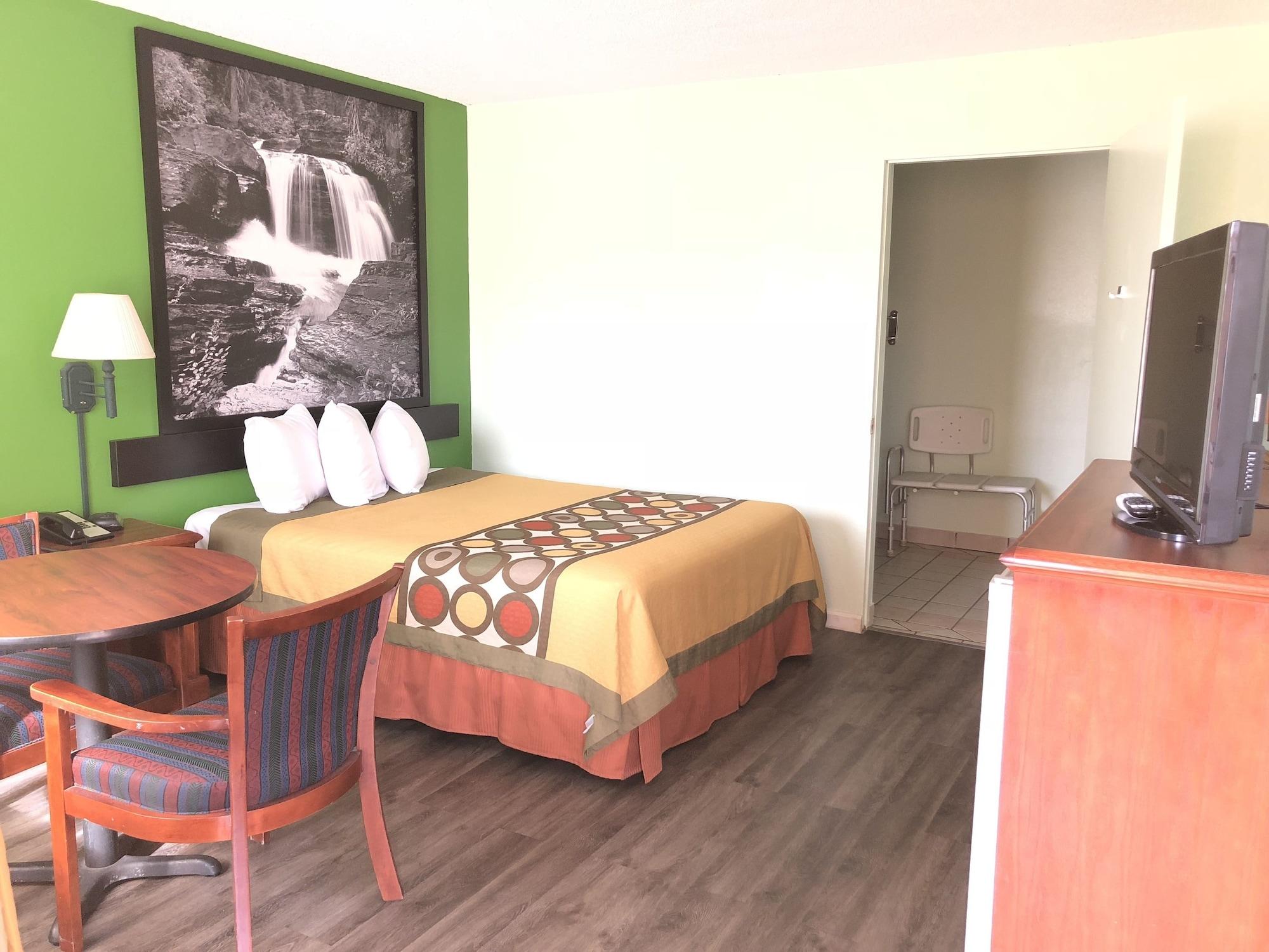 Super 8 By Wyndham Yreka Otel Dış mekan fotoğraf