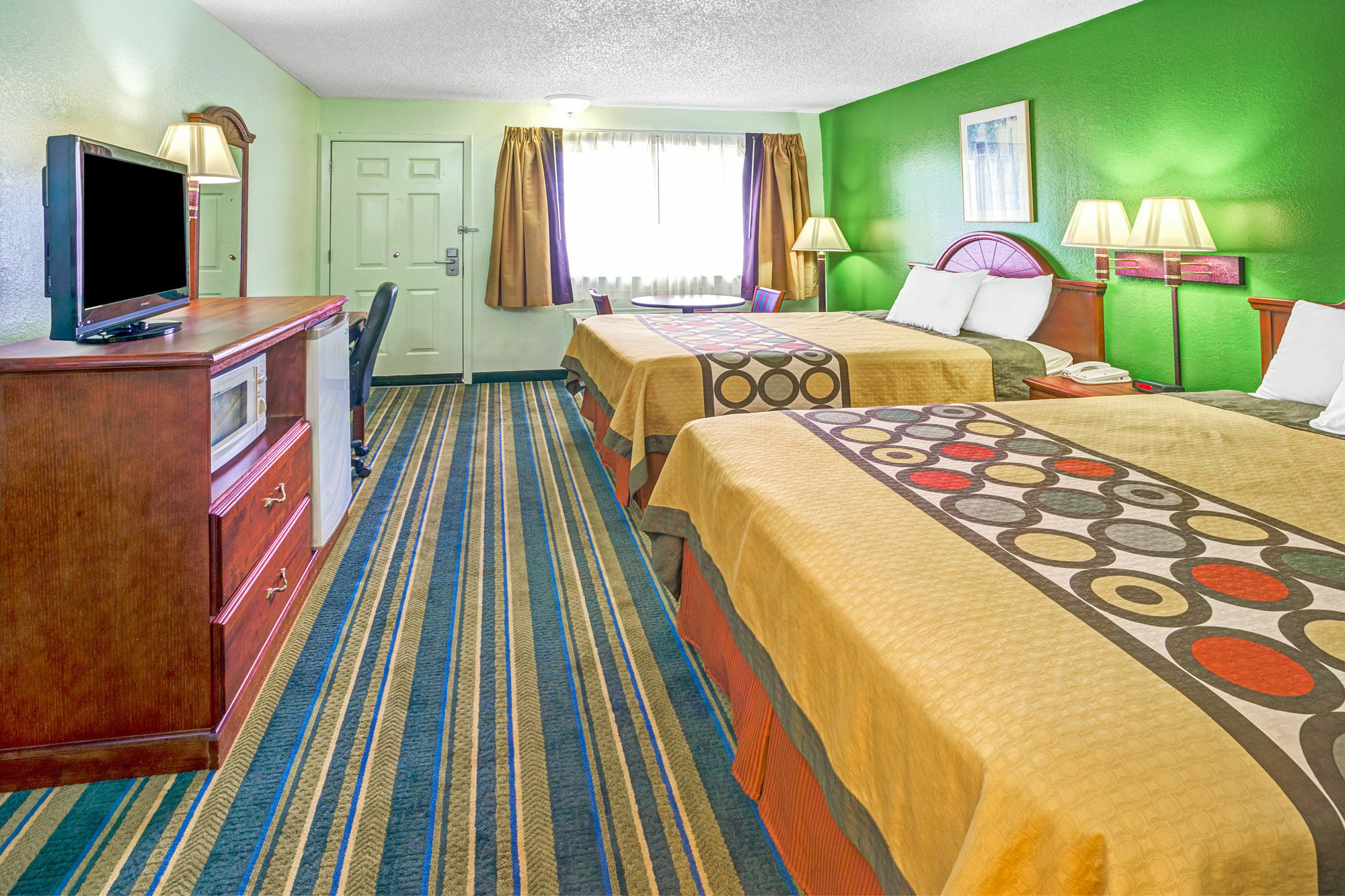 Super 8 By Wyndham Yreka Otel Dış mekan fotoğraf